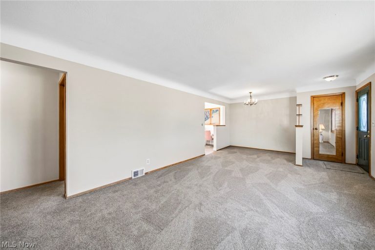459 Cole, Willowick, OH - Photo 6