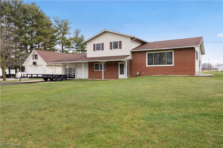 32 Elmwood Drive, Greenwich, OH - Photo 3