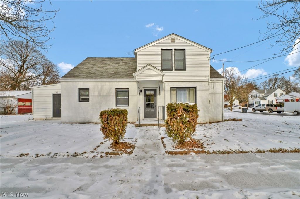 926 Winton Avenue, Akron, OH