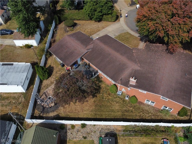 1810 Hamilton Place, Steubenville, OH - Photo 5
