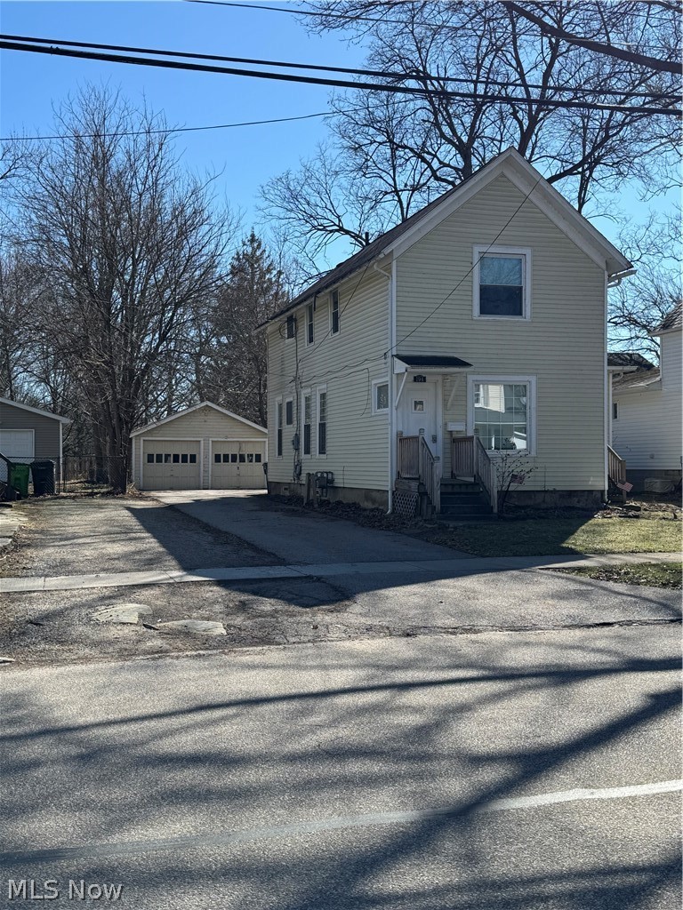 194 Bridge Street, Berea, OH - Photo 2