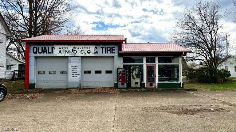 213 Main Street, West Lafayette, OH, 43845