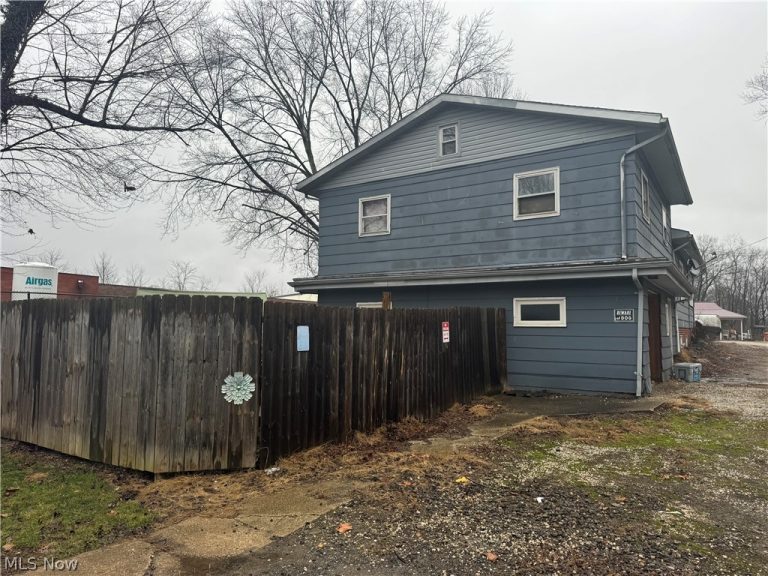 405 Gween Drive, Malvern, OH - Photo 5