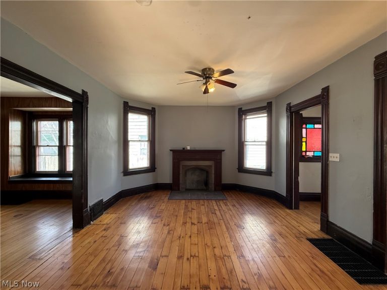 3860 37th Street, Cleveland, OH - Photo 2