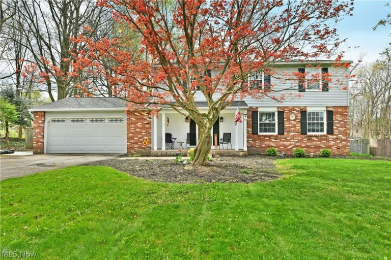 8560 Black Oak Drive, Warren, OH, 44484