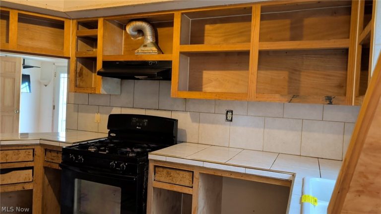 1857 12th Street, Akron, OH - Photo 3