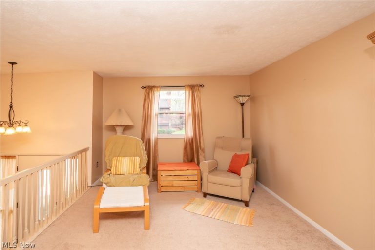 1744 Oak Trail Street, Massillon, OH - Photo 5