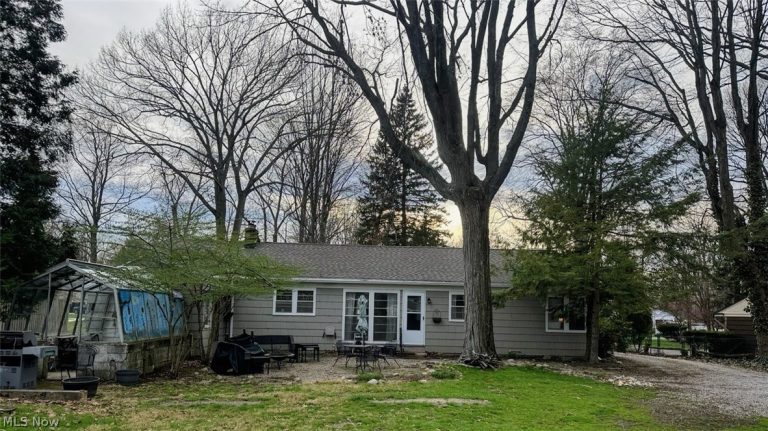 8193 Forest Lane, Mentor, OH - Photo 3