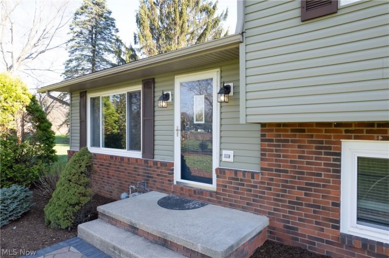 5225 Waterloo Road, Atwater, OH - Photo 4