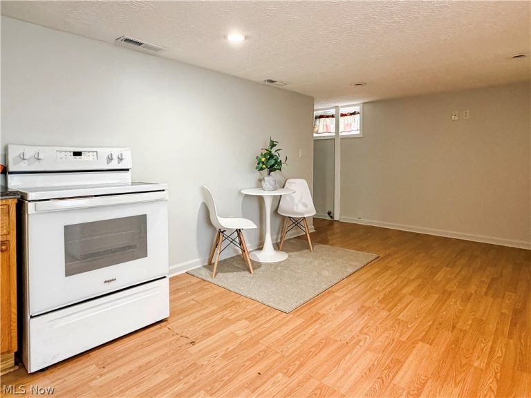 3504 Hemlock Avenue, Parkersburg, WV - Photo 4