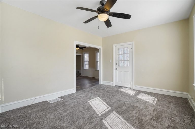 131 Miller Avenue, Akron, OH - Photo 8