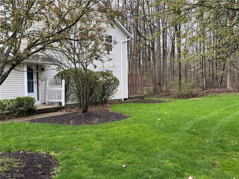 2898 Heatherwood Court, Stow, OH - Photo 3