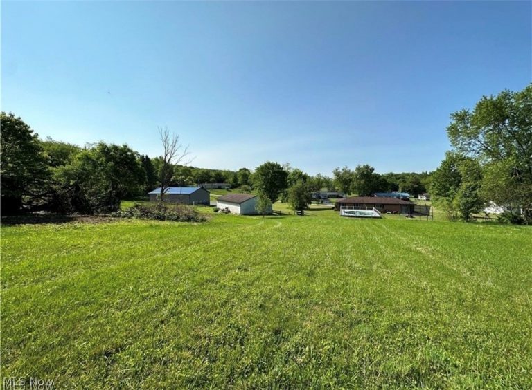 47110 Mcdonald Street, East Liverpool, OH - Photo 3