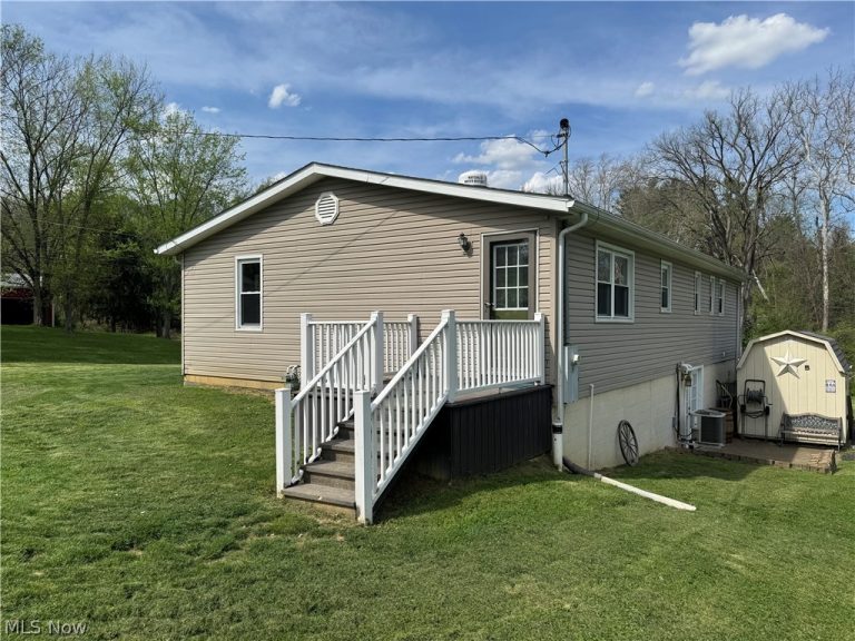 2140 Potts Lane, Zanesville, OH - Photo 5