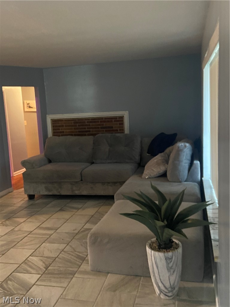 16307 Highview Drive, Cleveland, OH - Photo 6