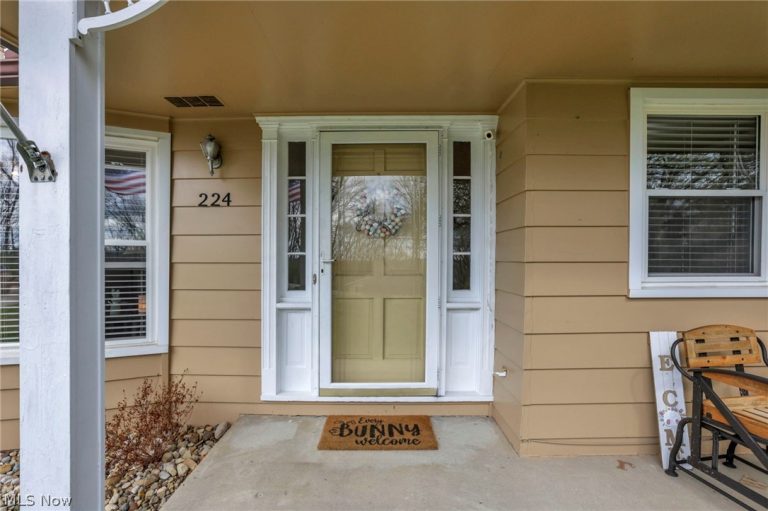 224 Brentwood Drive, Newark, OH - Photo 2