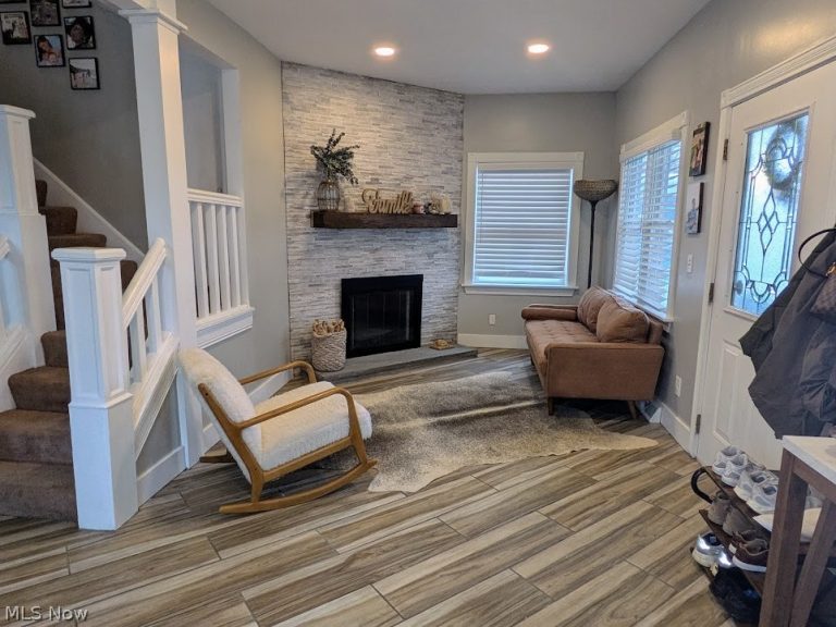 1902 Harding Drive, Wickliffe, OH - Photo 5