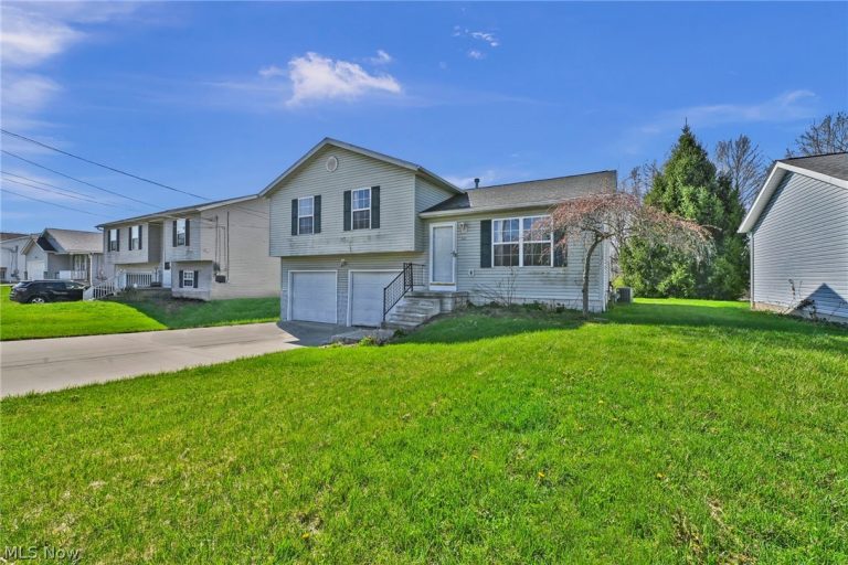 685 Lake Street, Ravenna, OH - Photo 2