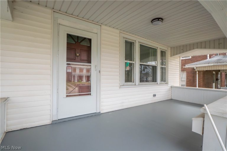 315 Korman Avenue, Massillon, OH - Photo 2