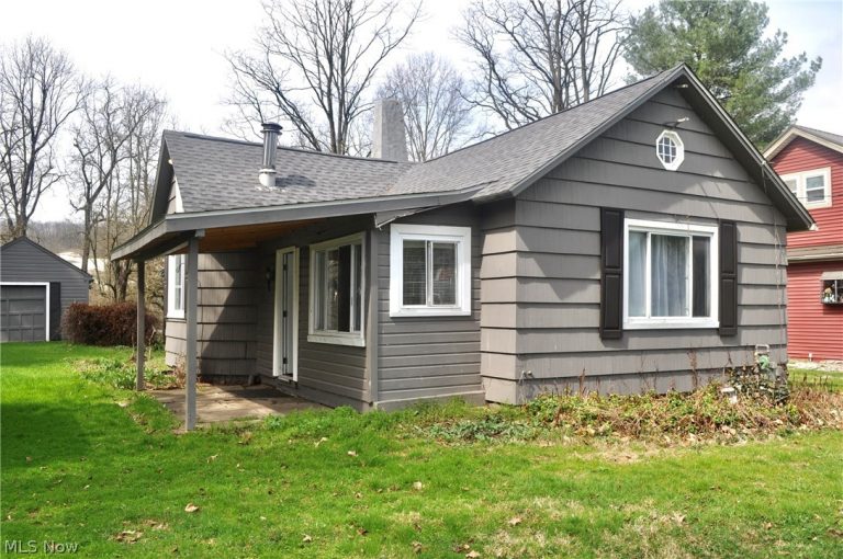5872 Main Street, Peninsula, OH - Photo 2