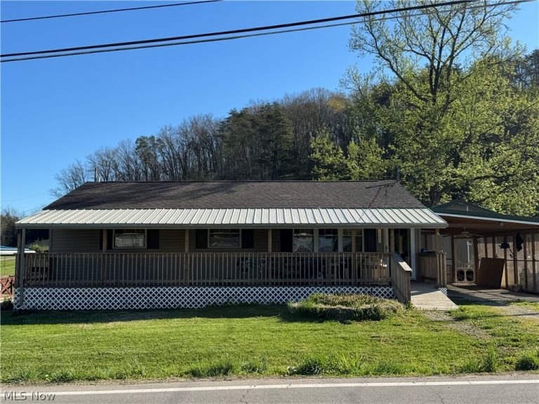 2700 Core Road, Parkersburg, WV, 26104