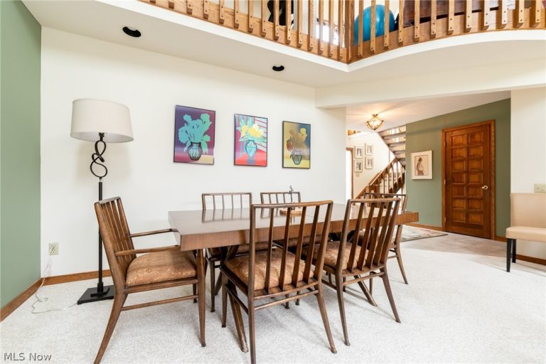 3 Windrush Lane, Beachwood, OH - Photo 8