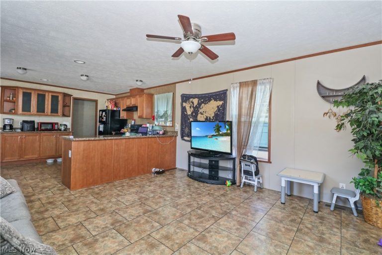 4400 Melrose Drive #9, Wooster, OH - Photo 4