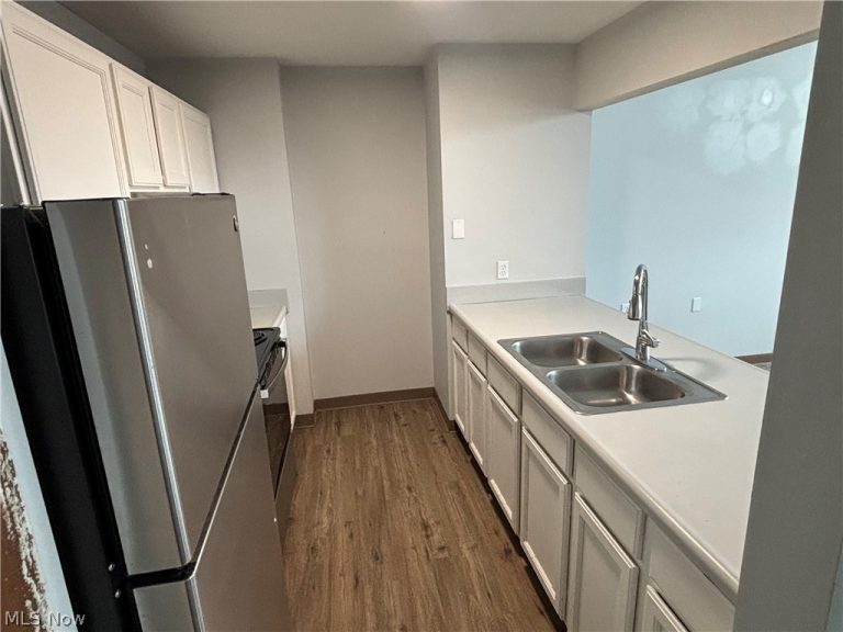 59 Lincoln Way #302, Massillon, OH - Photo 4