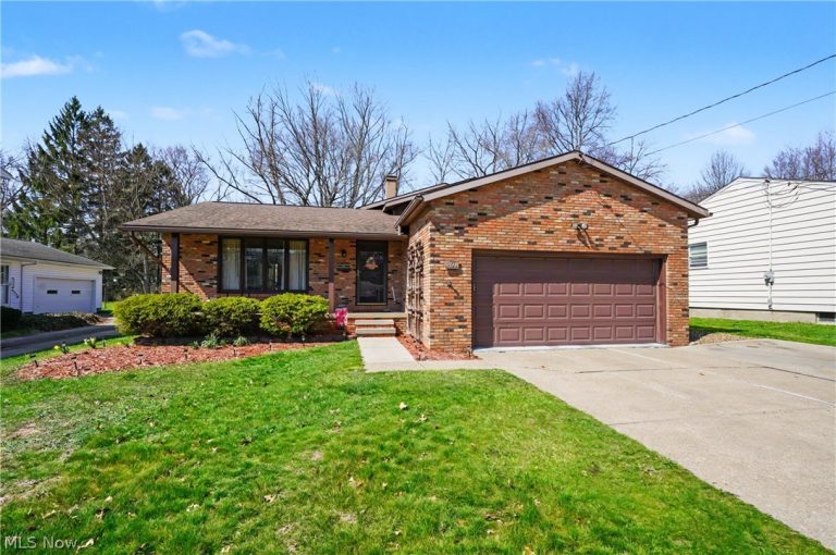 3114 Englewood Drive, Silver Lake, OH, 44224