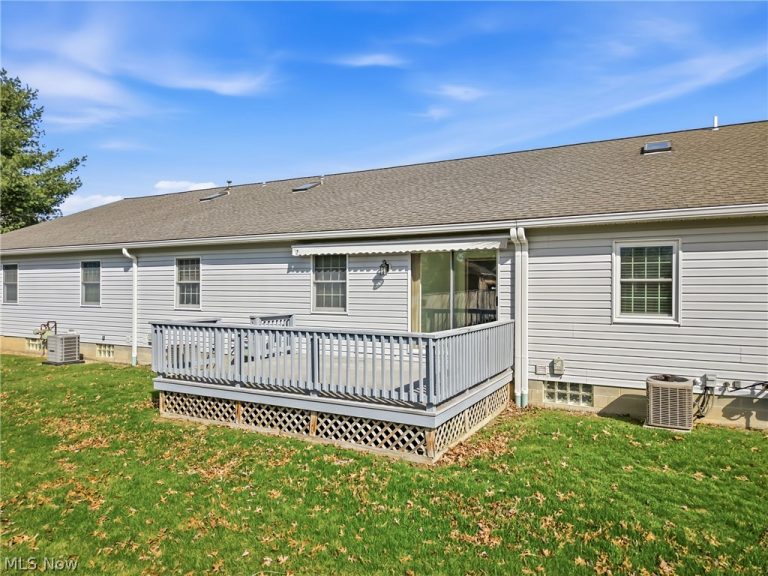 117 Greenfield Oval, Warren, OH - Photo 6