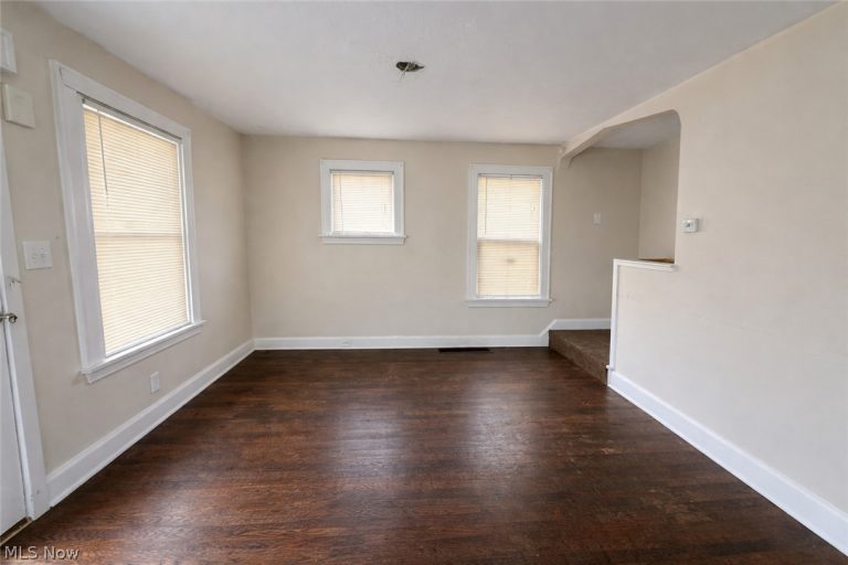 10805 Avon Avenue, Cleveland, OH - Photo 2