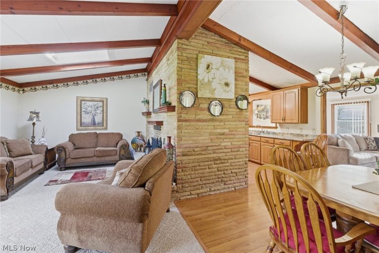 2752 Hillcrest Drive, Mansfield, OH - Photo 4