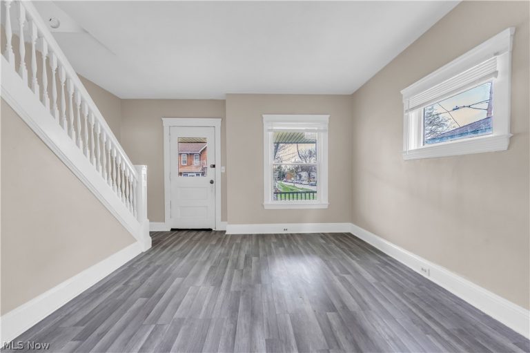 3103 Bradwell Avenue #2, Cleveland, OH - Photo 4