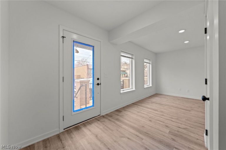 4709 Bridge Avenue, Cleveland, OH - Photo 4