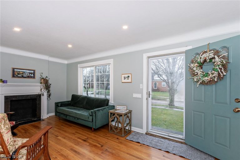 4189 Ellison Road, South Euclid, OH - Photo 3