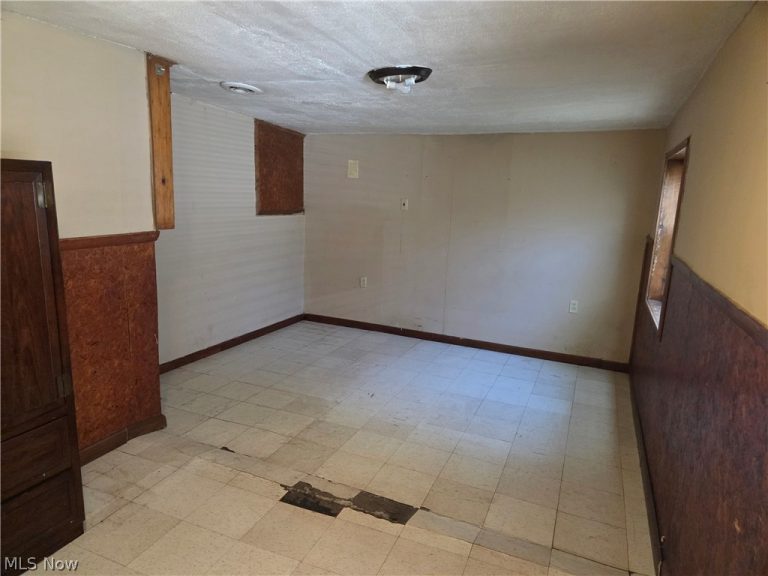 191 Mathews Street, Painesville, OH - Photo 6