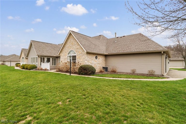 1497 Tylers Mill Lane, Massillon, OH - Photo 3