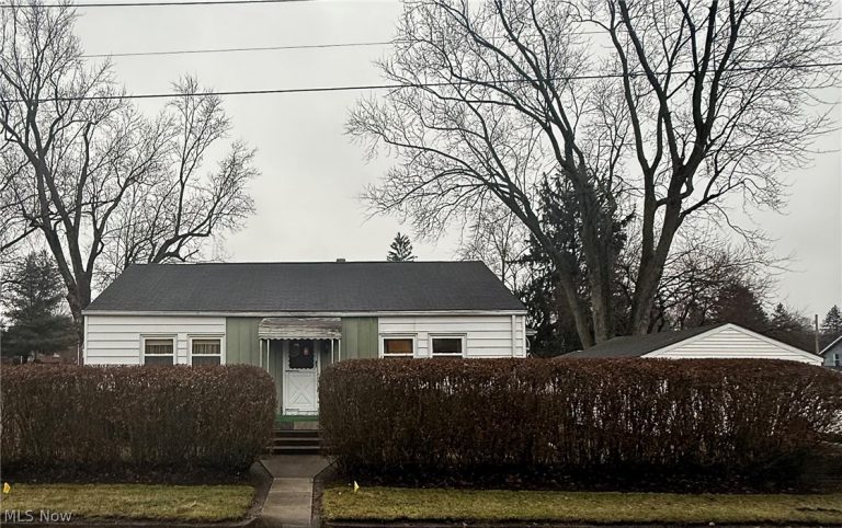 1288 Liberty Avenue, Barberton, OH, 44203