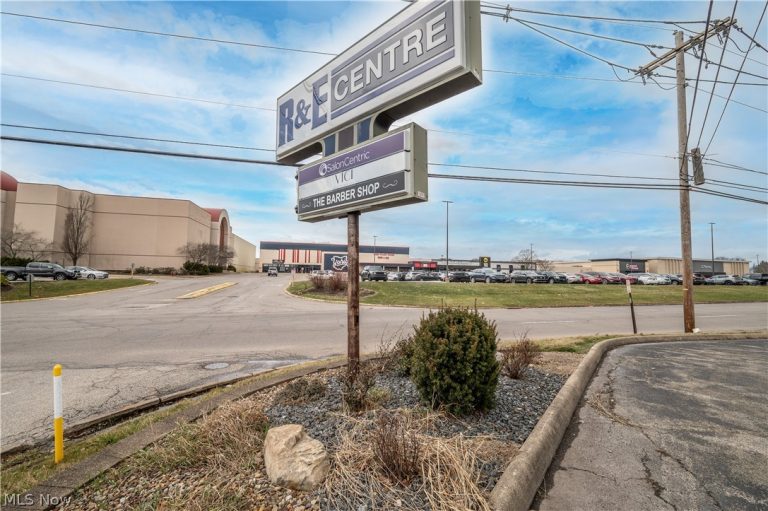 7393 California Avenue, Boardman, OH - Photo 2