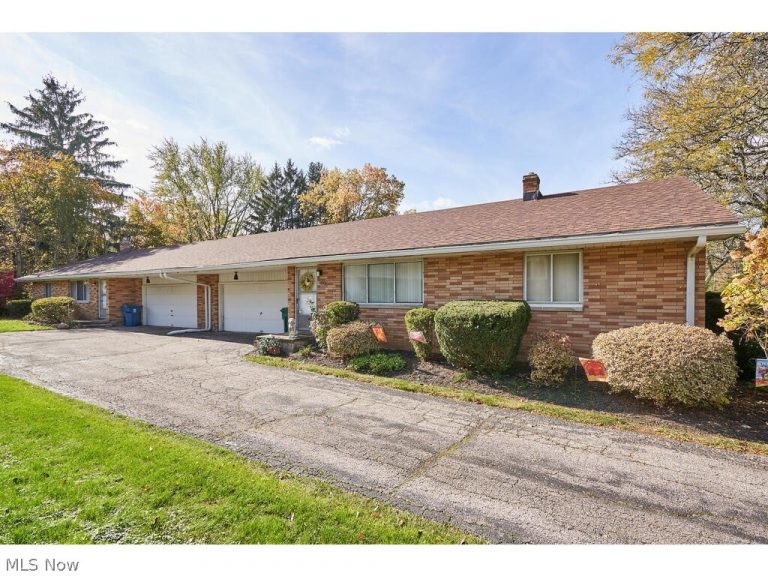 2830-2832 Morewood Road, Fairlawn, OH, 44333