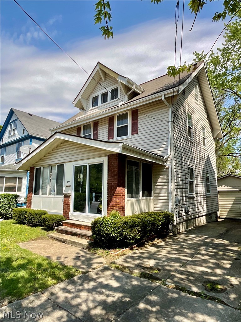 577 Rhodes Avenue, Akron, OH - Photo 2
