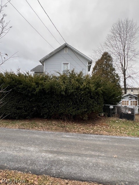 313 Ickes Court, Louisville, OH - Photo 2