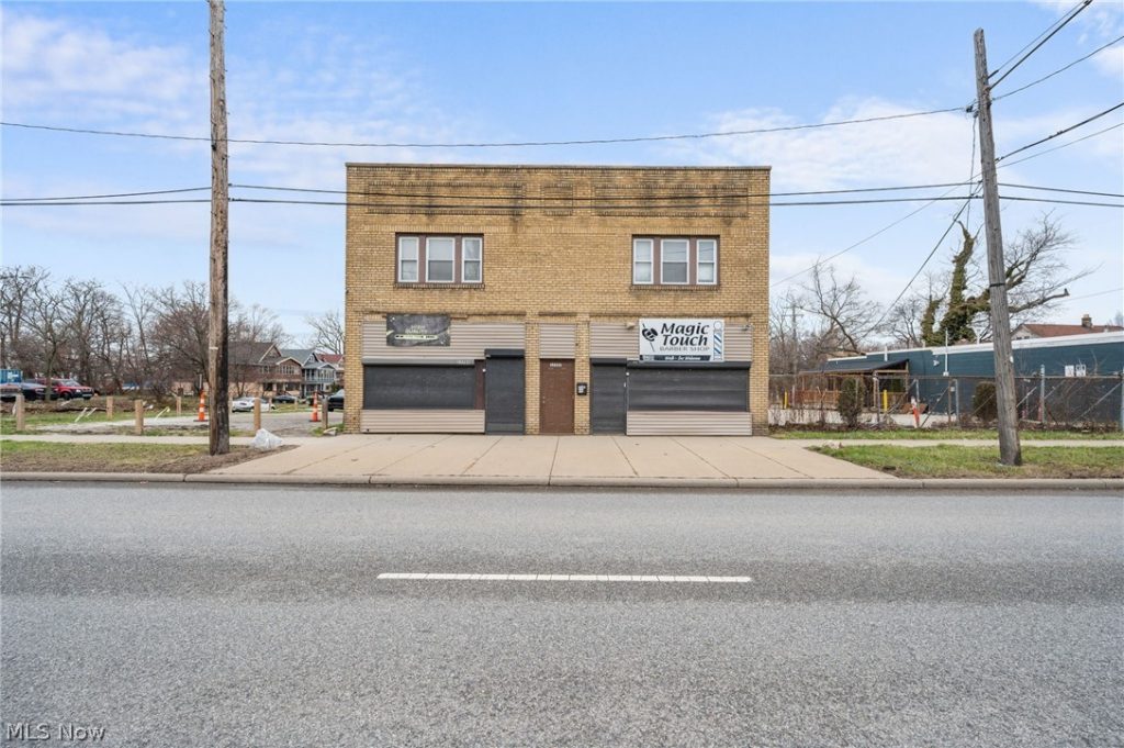 17705 Euclid Avenue, Cleveland, OH