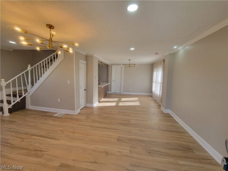 12621 Hirst Avenue, Cleveland, OH - Photo 4