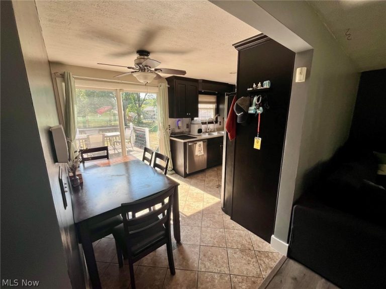 5221 Revere Avenue, Massillon, OH - Photo 5