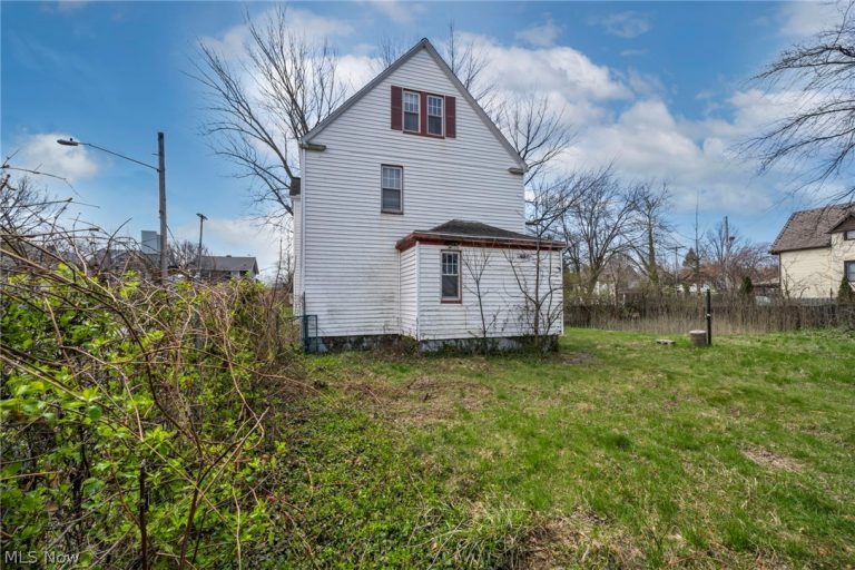 14819 Westropp Avenue, Cleveland, OH - Photo 3