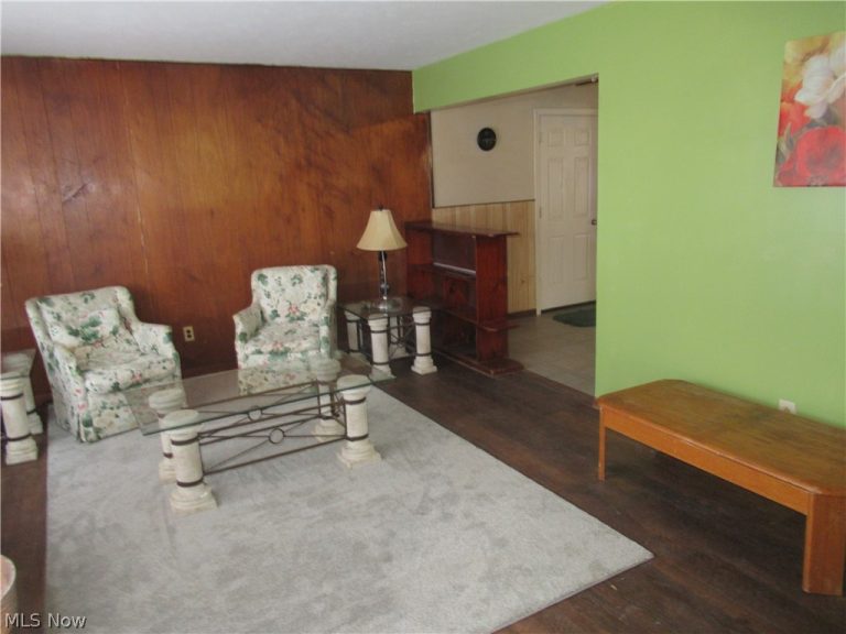 7594 Southland Drive, Mentor, OH - Photo 4