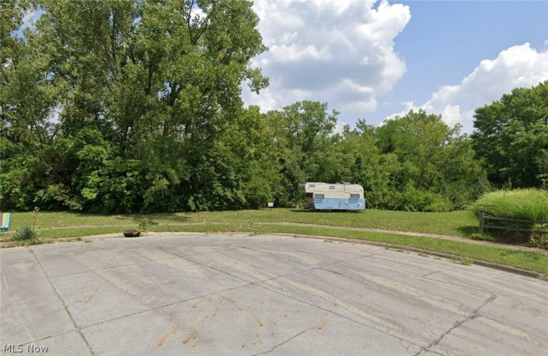 1850 Glencreek Road, Columbus, OH - Photo 2