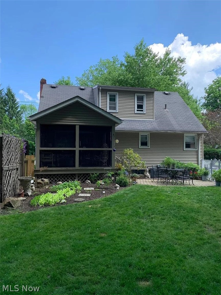 450 Bell Street, Chagrin Falls, OH - Photo 3