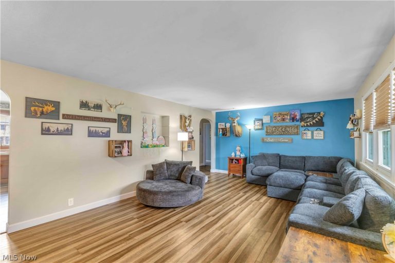 10273 River Road, Elyria, OH - Photo 4